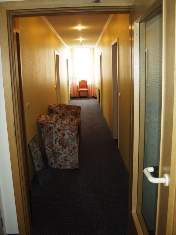Hotel Faber - Haag Worms Bagian luar foto